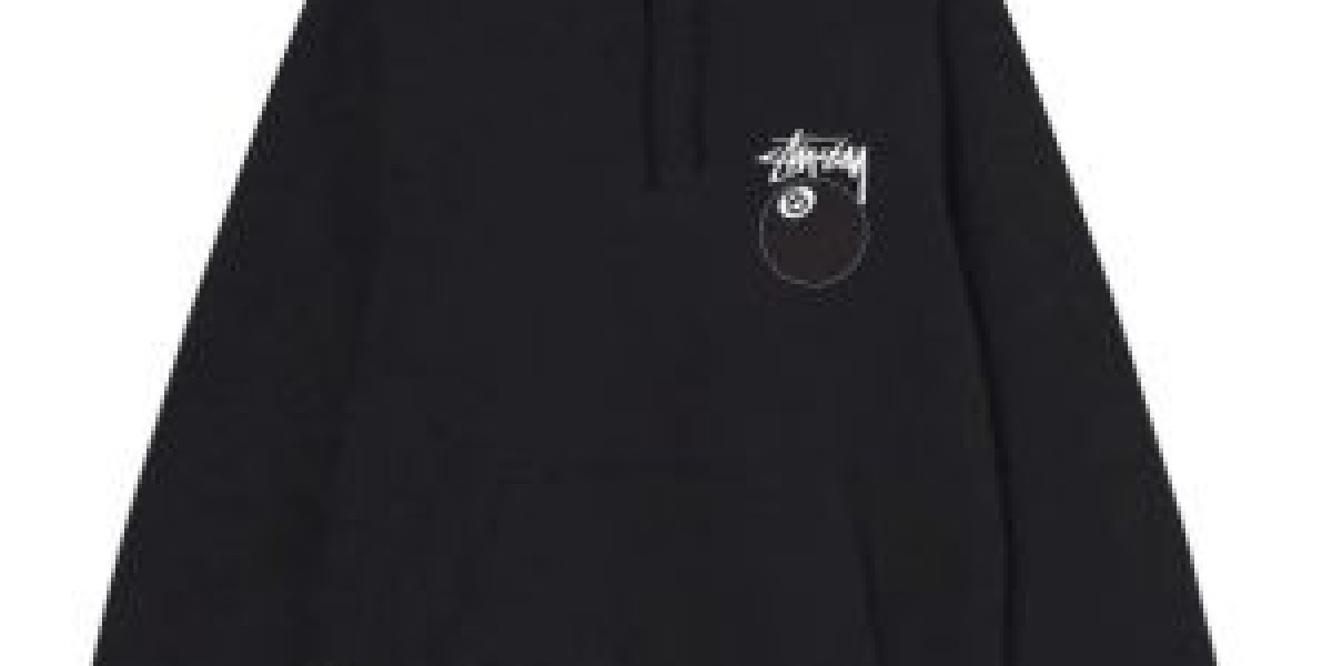 Why Stussy’s Streetwear Is Perfect for Athleisure Lovers