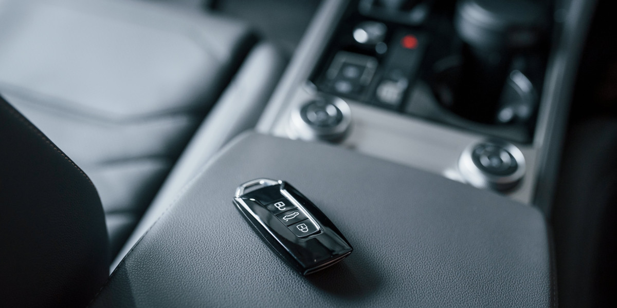 Understanding Car Locksmiths: Your Key to Security and Convenience