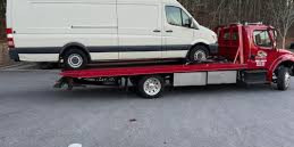 Box Truck Tow Services in Snellville, GA