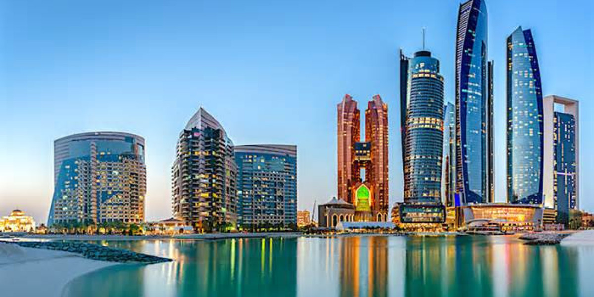 Why Choose a One-Year MBA in Dubai? Benefits & Opportunities