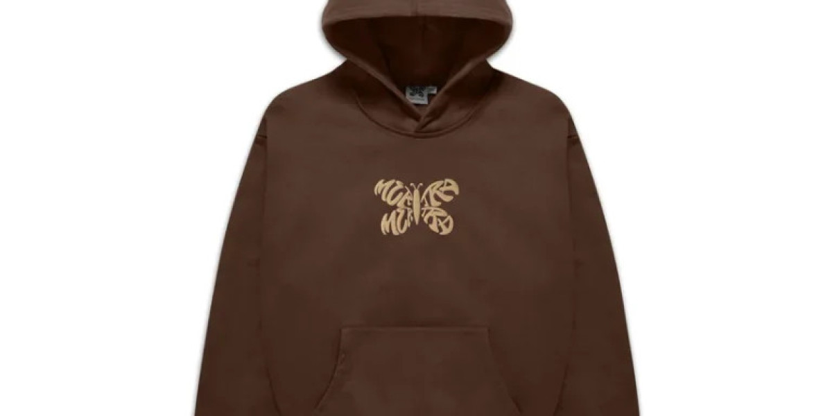 Mertra Clothing: A Modern Fusion of Style and Sustainability