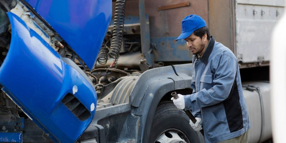What to Do When Your Truck Breaks Down on the Road
