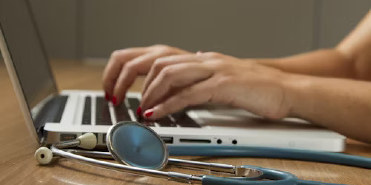 Empowering Therapists: The Role of Virtual Assistants in Mental Health Care